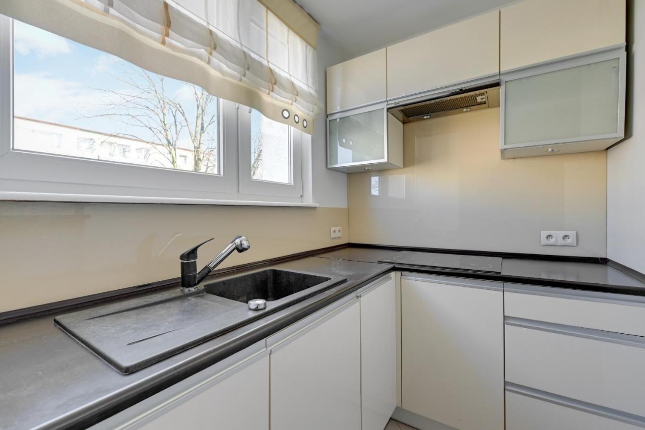 Platinium Apartament Dworski Danzica Esterno foto